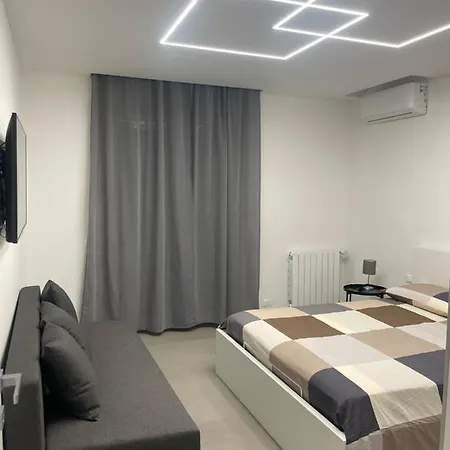 White House Вилла Aci Catena